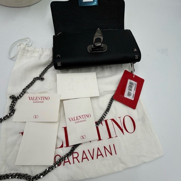 Women's Valentino Garavani rock stud, wallet on a chain made in Italy - Picture 11 of 14